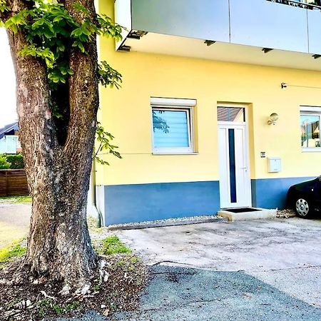 Schoene Wohnung Mit Eigenen Eingang Und Terrasse Gosseling 外观 照片